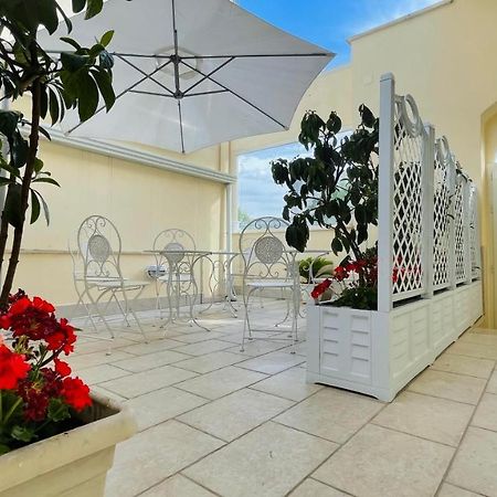 Hotel Domus Bianca Lancia Manfredonia Esterno foto